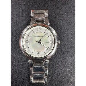 Michael Kors | MK5070 Women's Stainless Steel Watch Tested